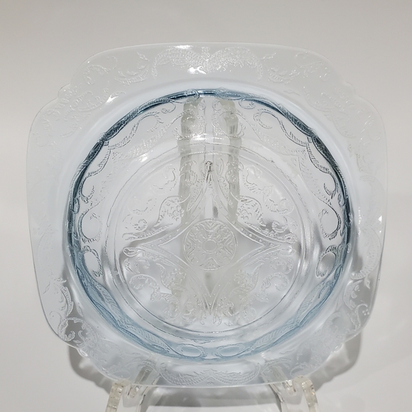 Vntg 6 7/8" "Recollection Blue" Bowl by Indiana Glass - Picture 4 of 11